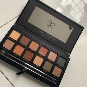 Mario Palette by Anastasia Beverly Hills new